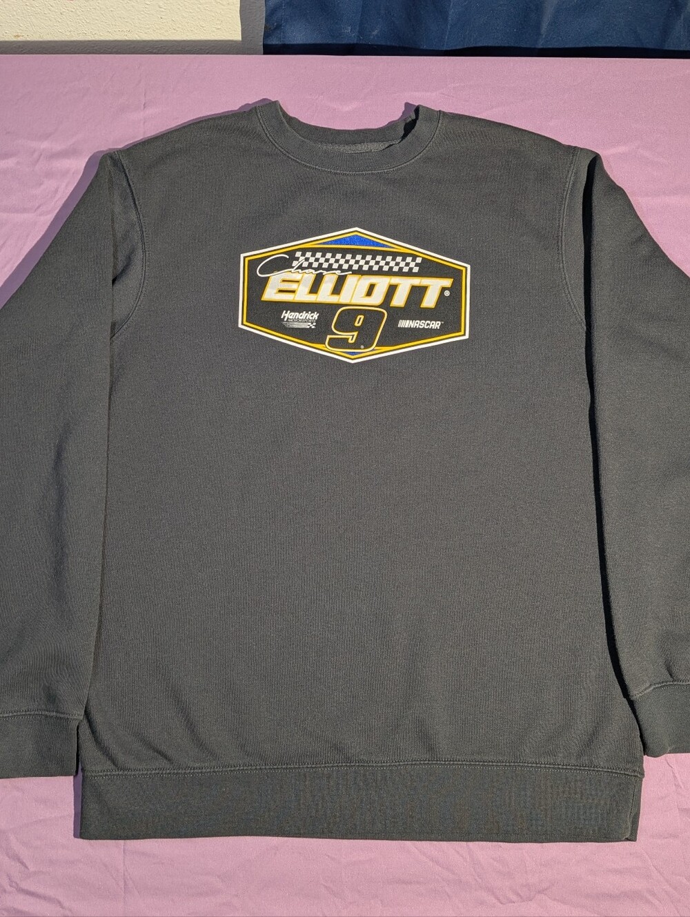 🏁 Chase Elliott 9 Hendrick Motorsports NASCAR Crewneck Sweatshirt XL 🏎️